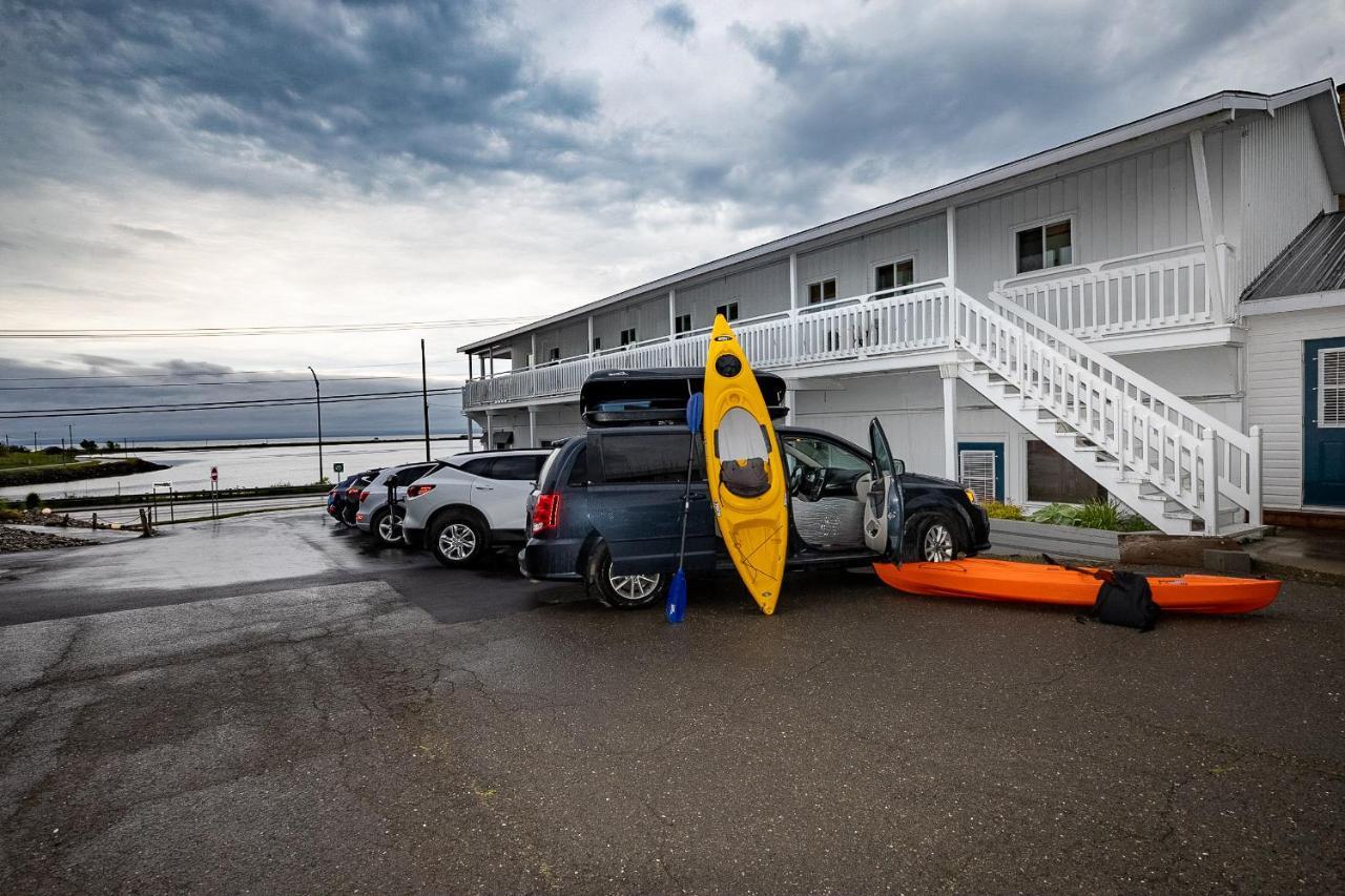 Hotel Aquamer Carleton-sur-Mer ภายนอก รูปภาพ