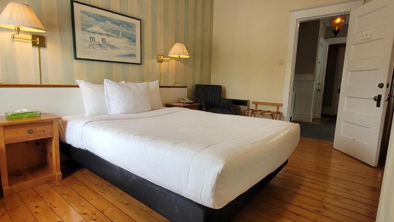Hotel Aquamer Carleton-sur-Mer ภายนอก รูปภาพ