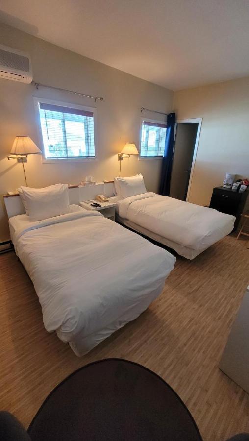 Hotel Aquamer Carleton-sur-Mer ภายนอก รูปภาพ