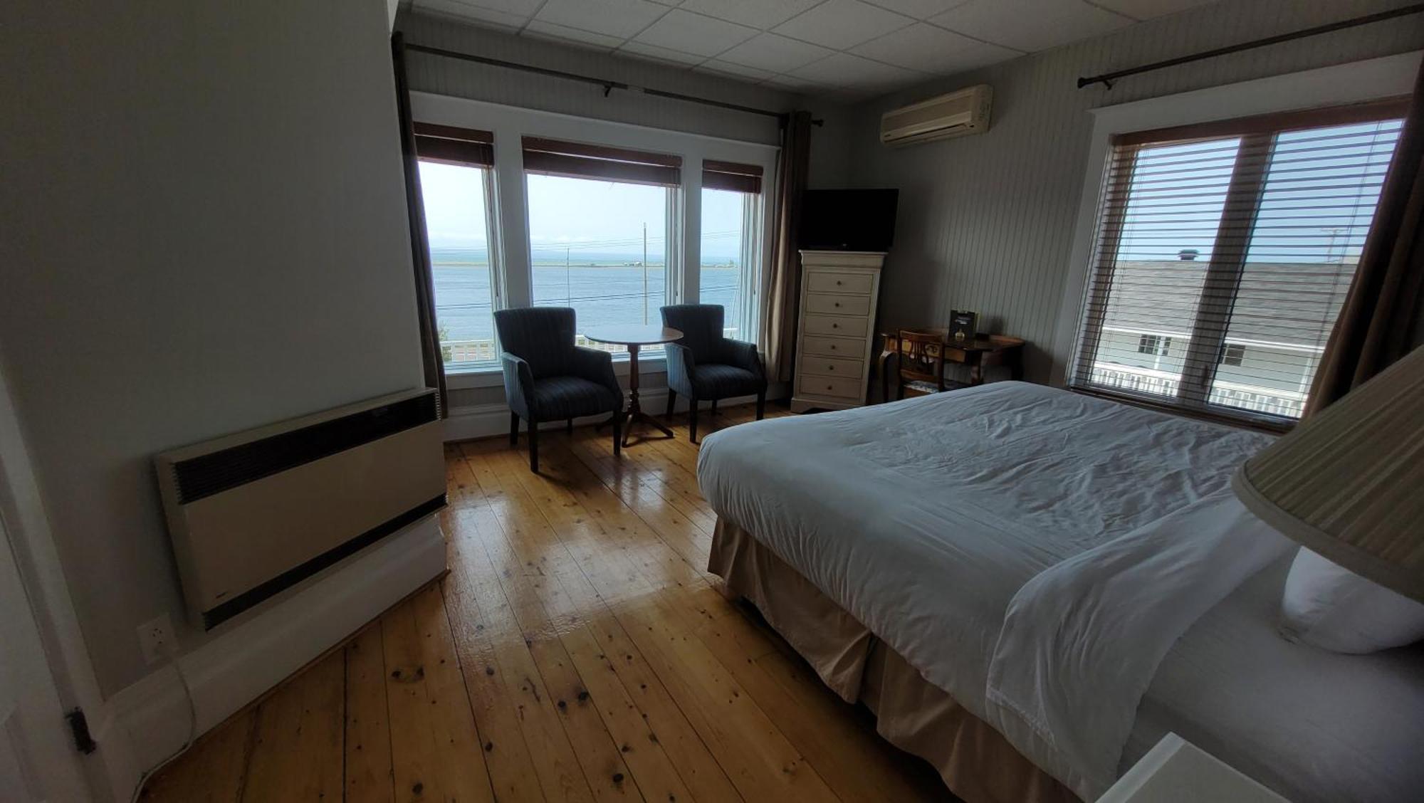 Hotel Aquamer Carleton-sur-Mer ภายนอก รูปภาพ