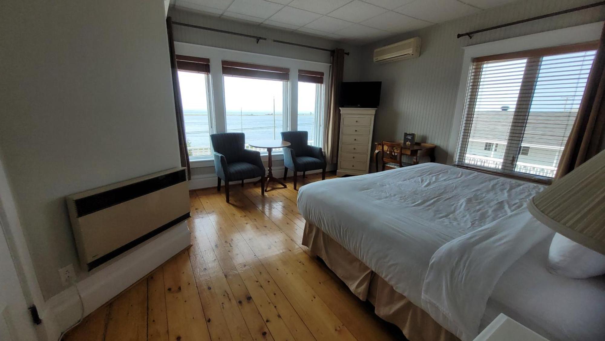Hotel Aquamer Carleton-sur-Mer ภายนอก รูปภาพ